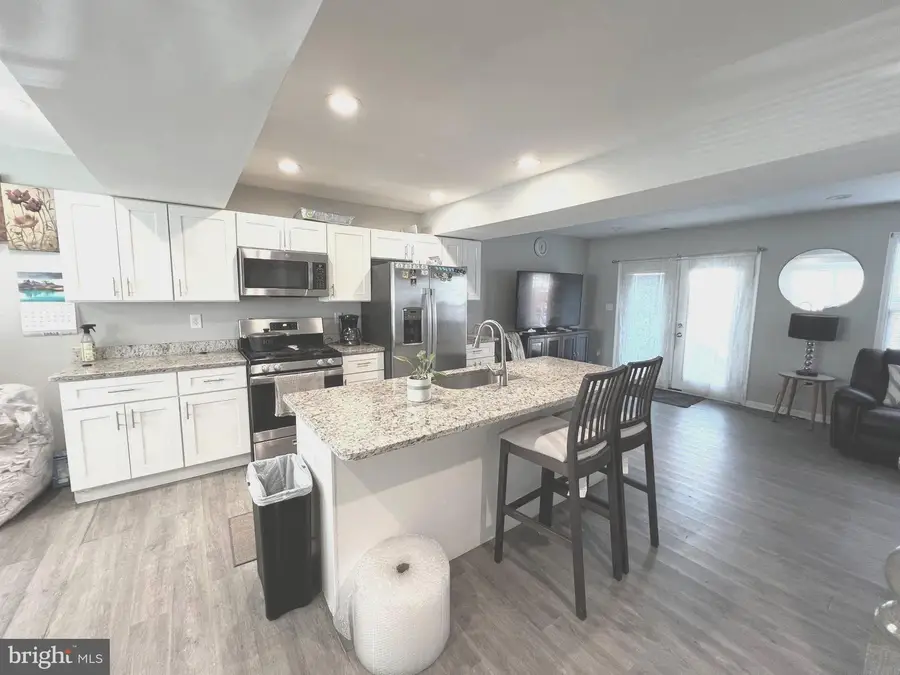 1344 Redbud Ct, Woodbridge, VA 22191 - Image #2