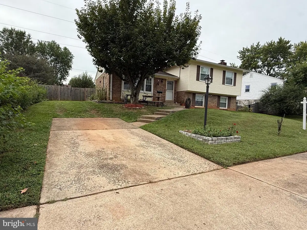 9724 Copeland Dr, Manassas, VA 20109 - Image #1