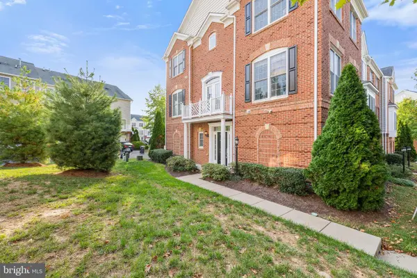 14819 Potomac Branch Dr, WOODBRIDGE, VA 22191