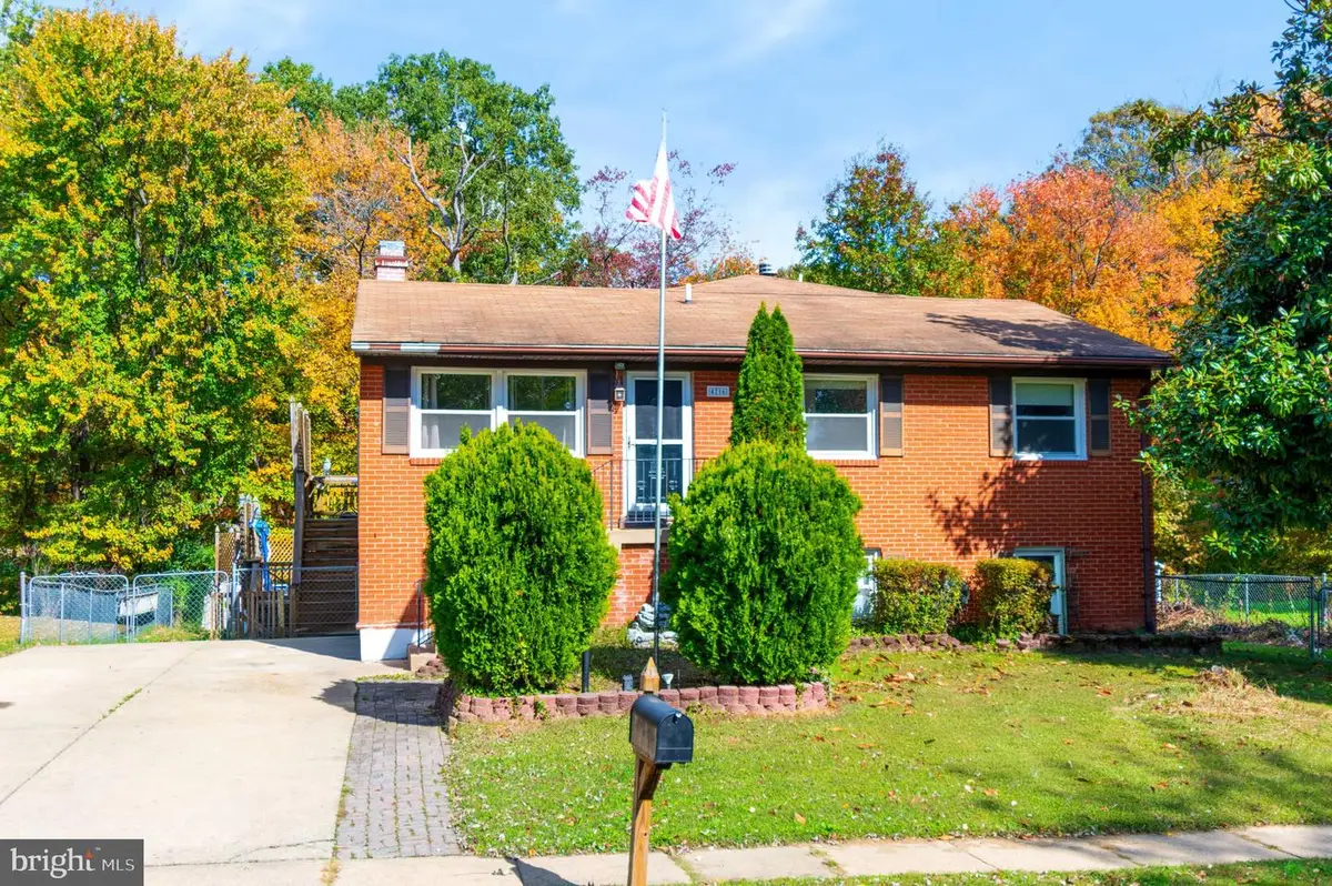 4716 Kentwood Ln, Woodbridge, VA 22193 - Image #1