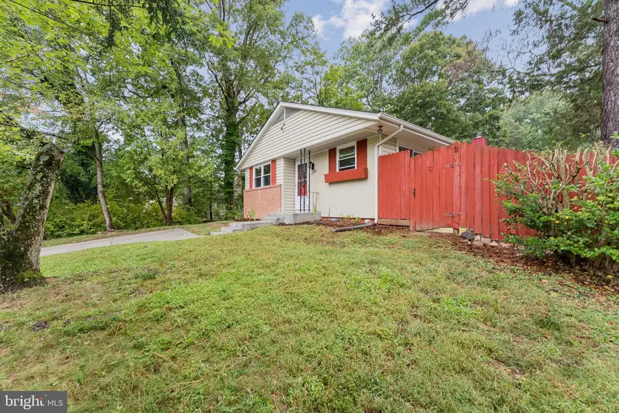 12802 Valleywood Dr, Woodbridge, VA 22192 - Image #3