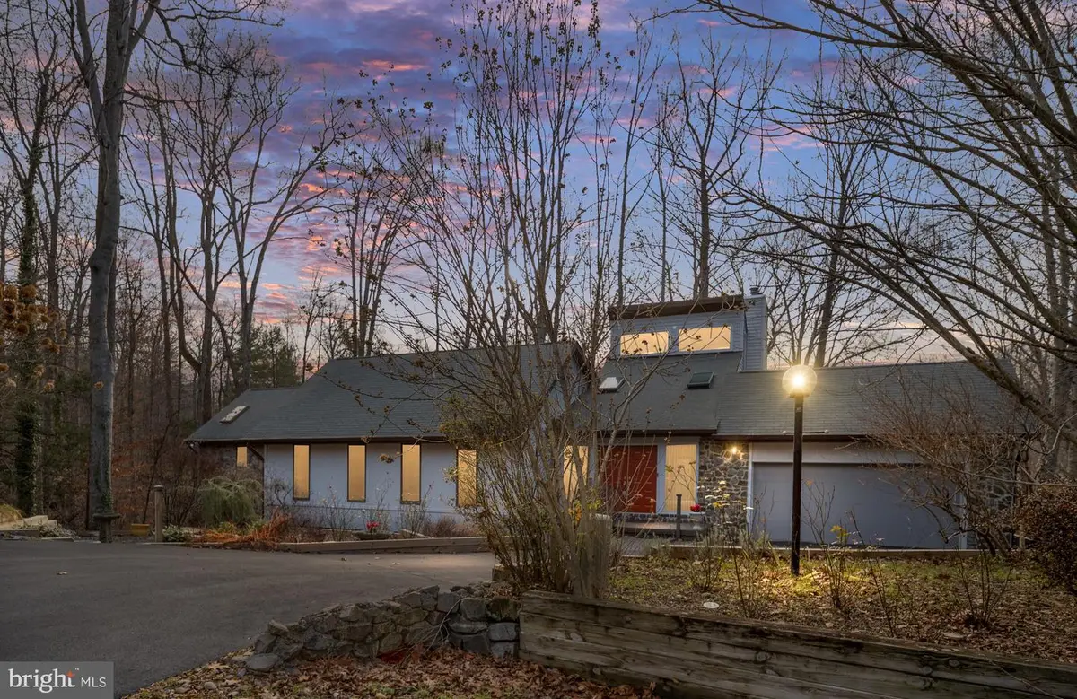 6207 Possum Trot Ct, Manassas, VA 20112 - Image #1