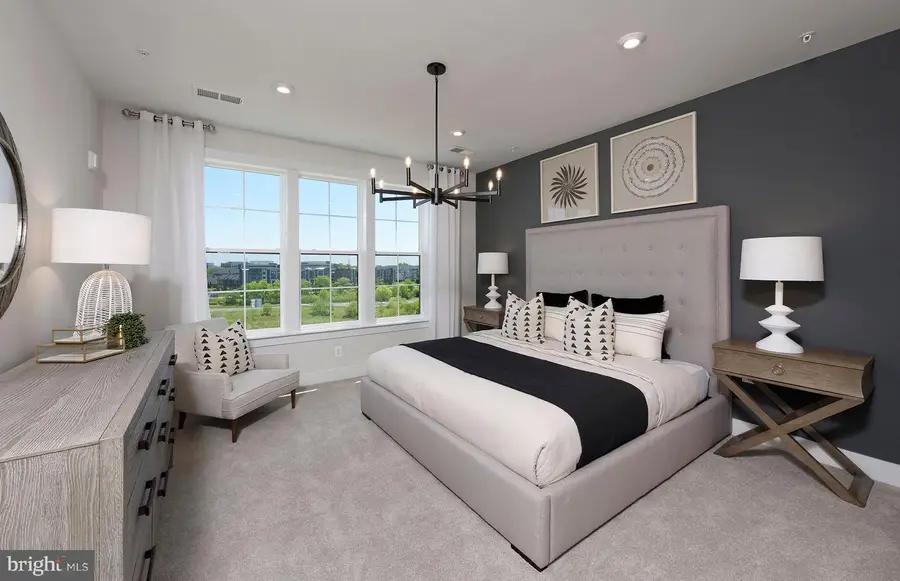 5810 Moonstone Way #207, Haymarket, VA 20169 - Image #2