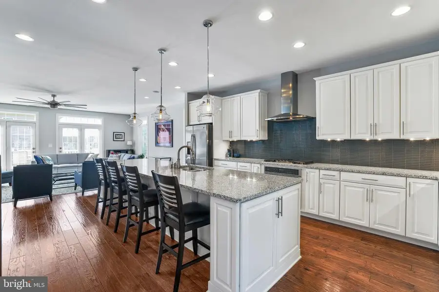 13716 Senea Dr, Gainesville, VA 20155 - Image #2