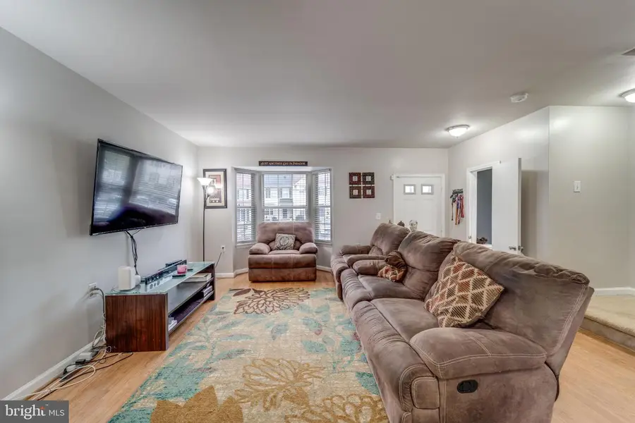 14072 Oxbridge Inn Ct, Woodbridge, VA 22193 - Image #3