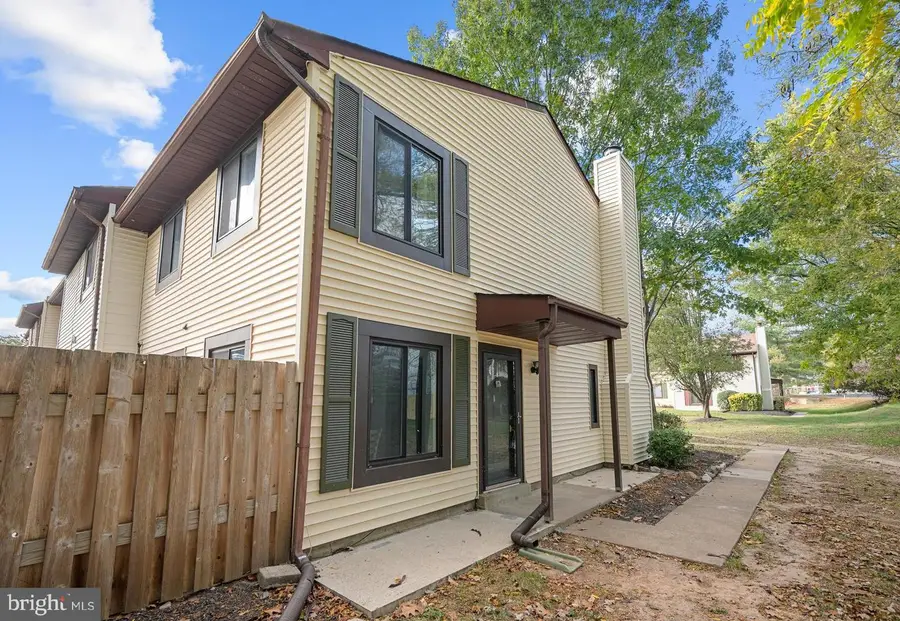 2549 Fox Ridge Ct #68, Woodbridge, VA 22192 - Image #2