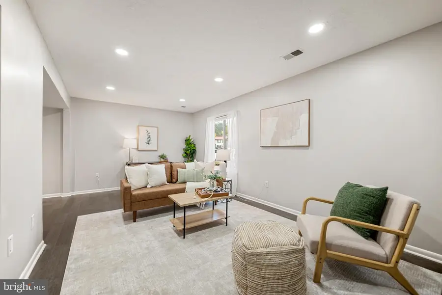 2549 Fox Ridge Ct #68, Woodbridge, VA 22192 - Image #3