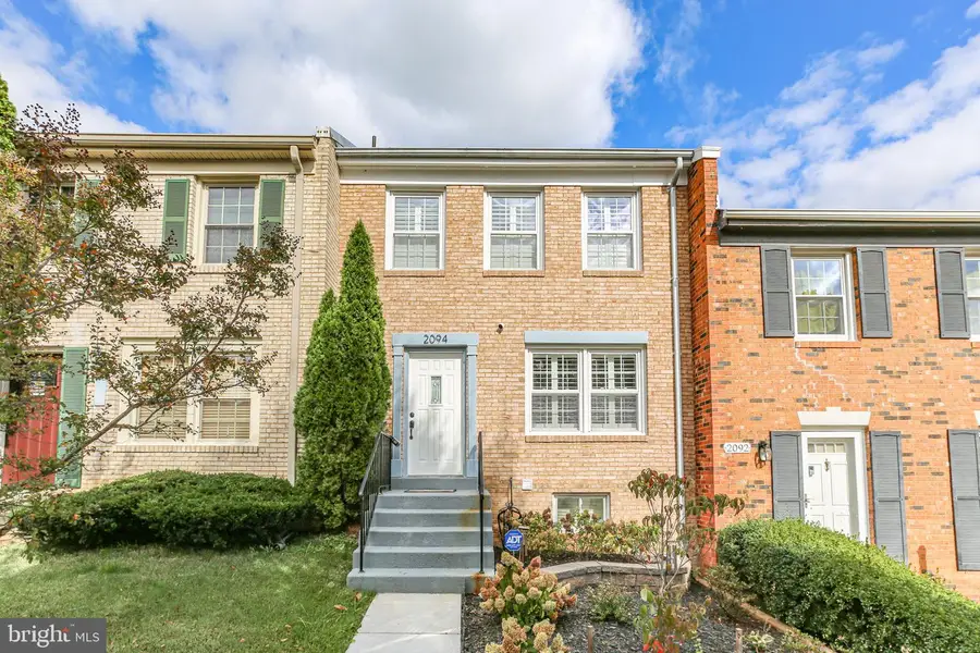 2094 Pilgrim Dr, Woodbridge, VA 22192 - Image #2