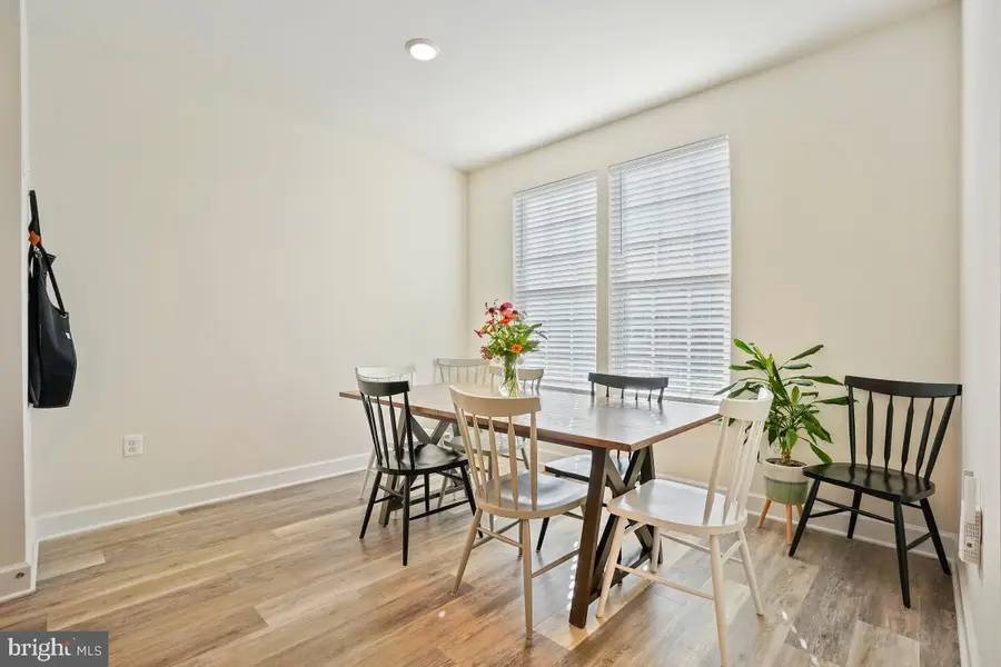 8754 Elsing Green Dr, Manassas, VA 20112 - Image #2