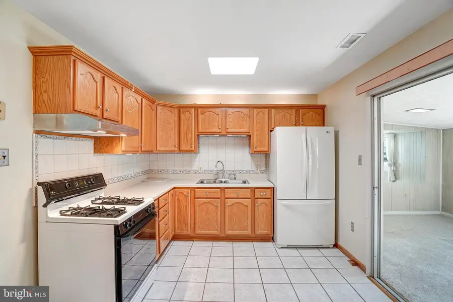 3723 Fairfield Ln, Woodbridge, VA 22193 - Image #2