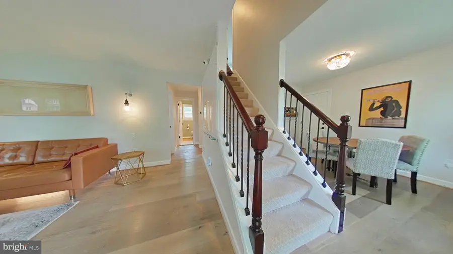 5242 Sudberry Ln, Woodbridge, VA 22193 - Image #3