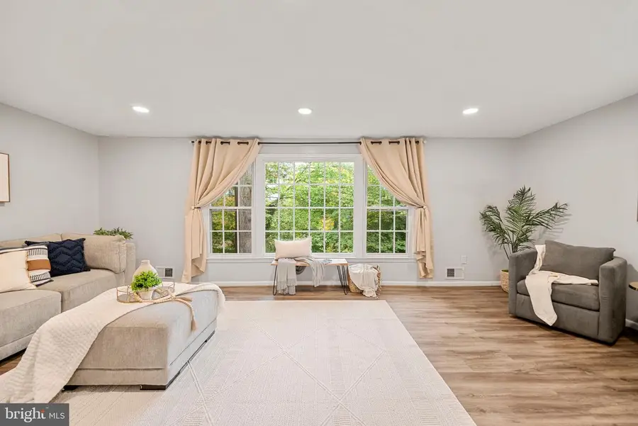 1404 Milbank Rd, Woodbridge, VA 22191 - Image #3