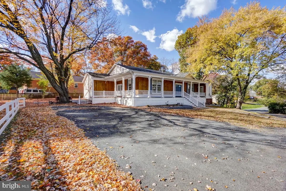 8513 Thomas Dr, Manassas, VA 20110 - Image #1