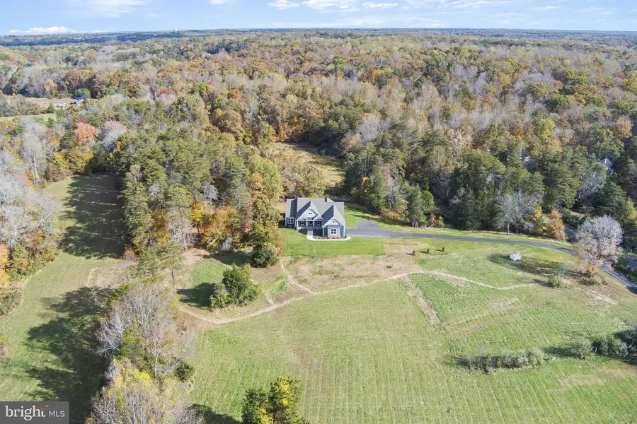 9010 Doves Ln, Manassas, VA 20112 - Image #2