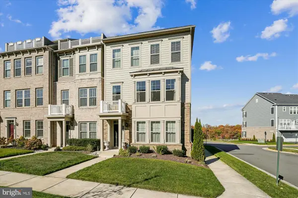 2073 Alder Ln, DUMFRIES, VA 22026