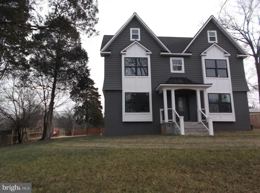 8323 Rolling Rd, Manassas, VA 20110 - Image #3