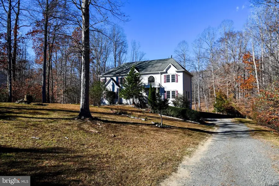 8368 Hickory Hollow Ct, Manassas, VA 20112 - Image #2