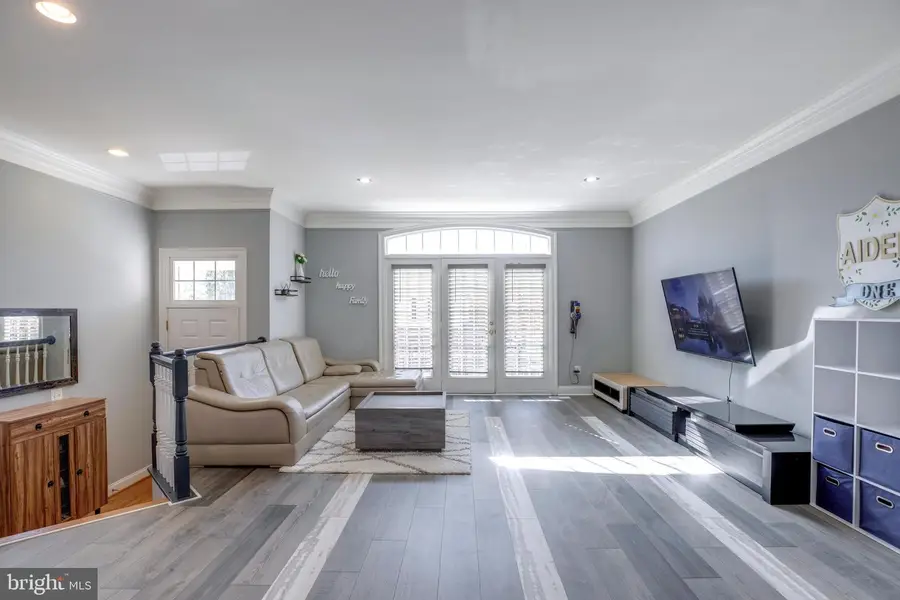 6907 Stanwick Sq, Gainesville, VA 20155 - Image #3