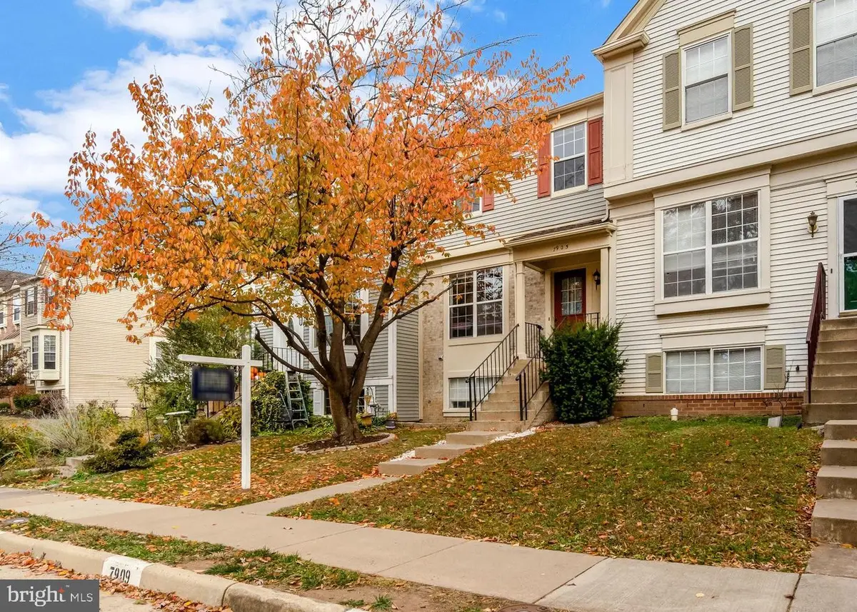 7905 Rebel Walk Dr, Manassas, VA 20109 - #1