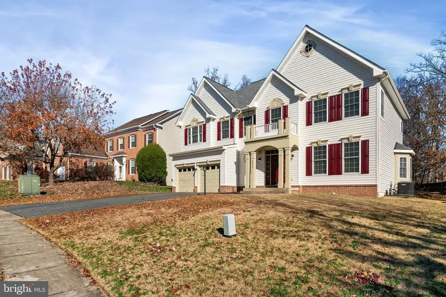 3313 Lady Catherine Cir, Triangle, VA 22172 - Image #3