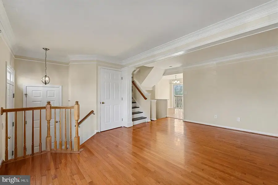 8621 Walcott Ct, Manassas, VA 20111 - Image #3