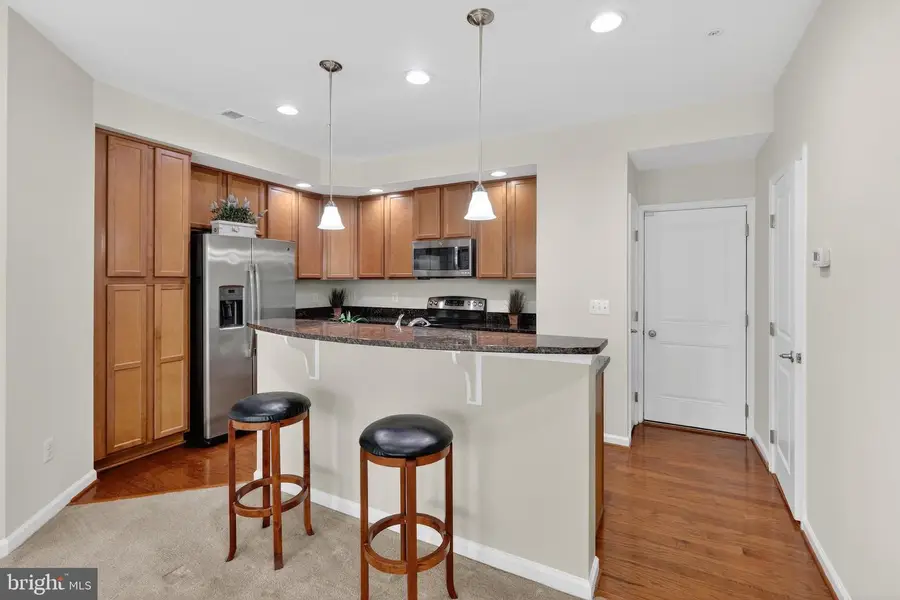 6932 Kona Dr, Gainesville, VA 20155 - Image #3