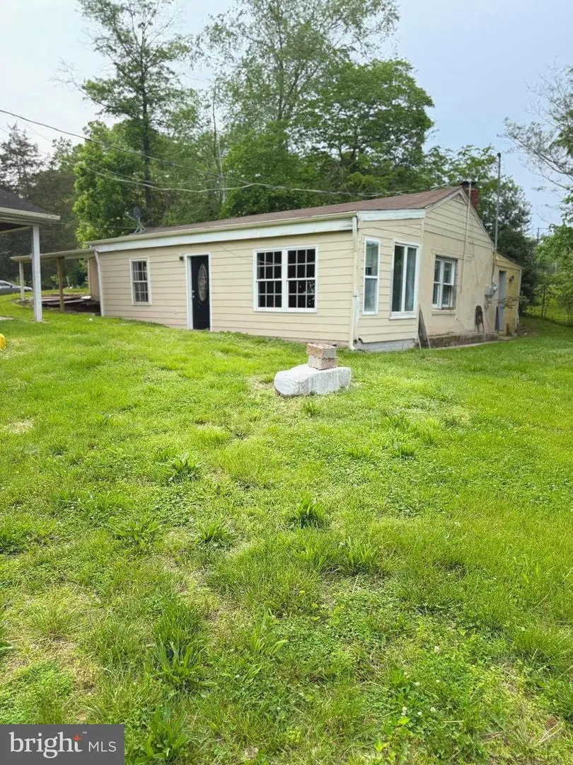 7421 Lake Dr, Manassas, VA 20111 - Image #1