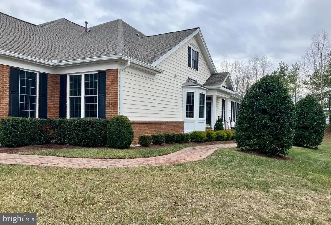 5429 Trevino Dr, Haymarket, VA 20169 - Image #1