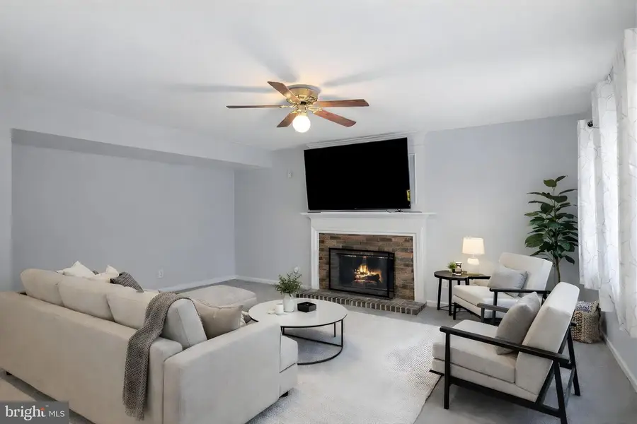 2902 Chevoit Hill Ct, Woodbridge, VA 22191 - Image #3