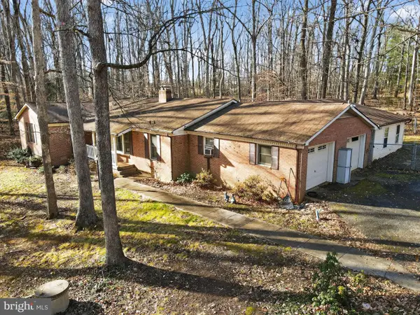 6226 Gwendolyn Dr, MANASSAS, VA 20112