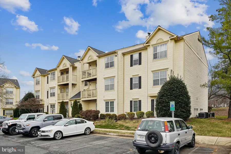 10998 Koman Cir #204, Manassas, VA 20109 - Image #2
