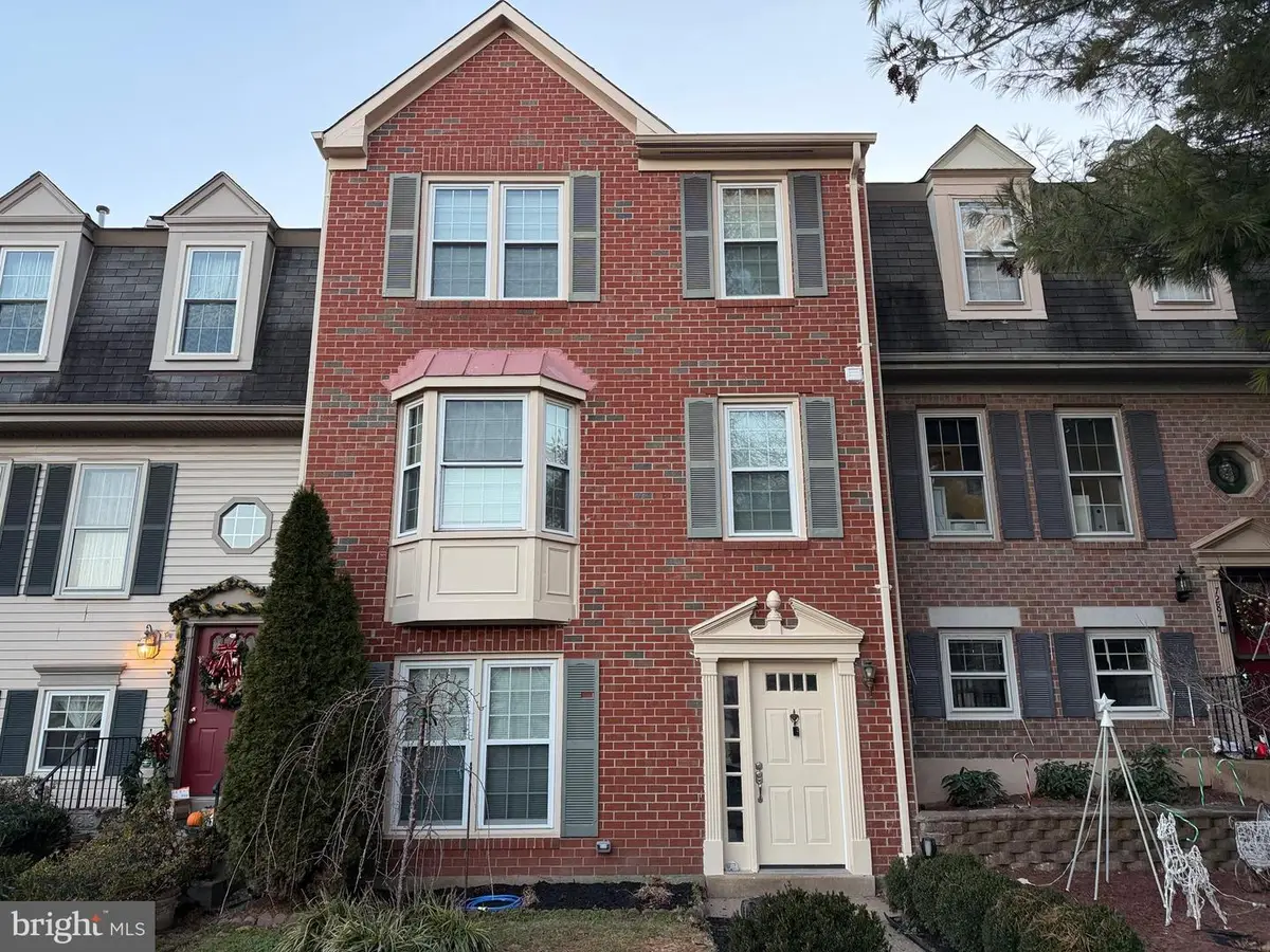 7282 Saint Johns Ct, Manassas, VA 20109 - Image #1