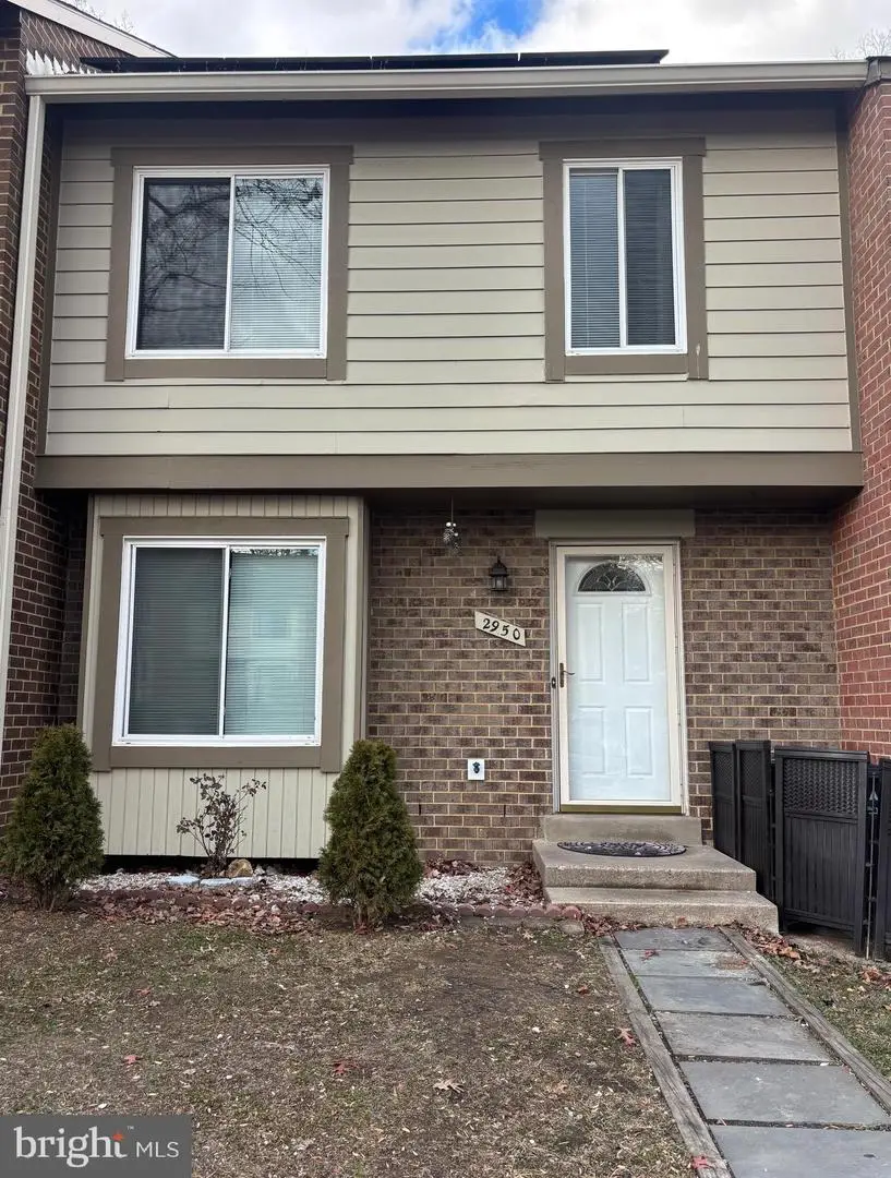 2950 Cambridge Dr, Woodbridge, VA 22192 - Image #1