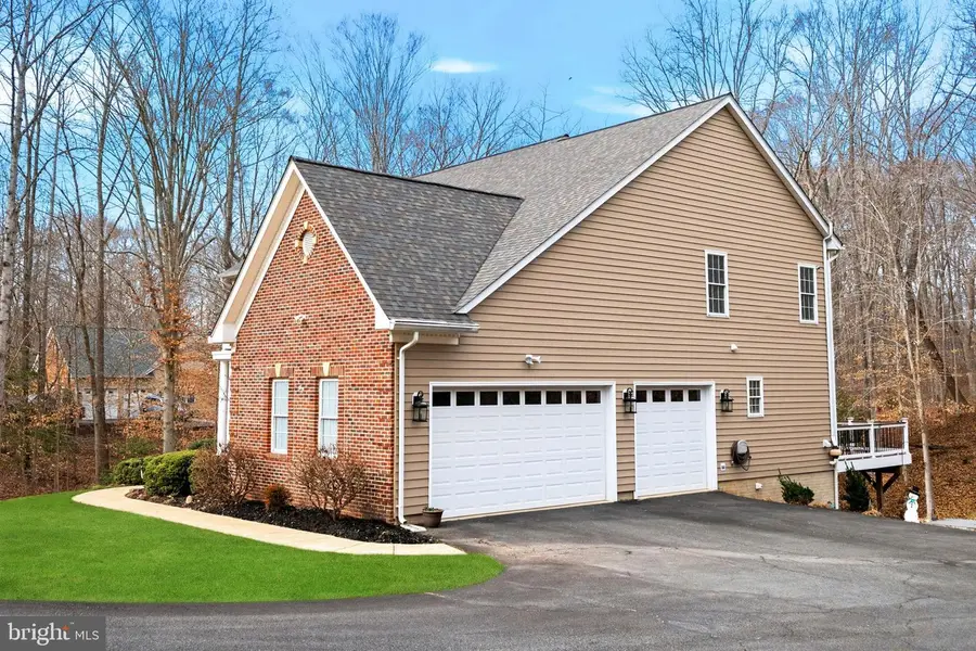 8360 Hickory Hollow Ct, Manassas, VA 20112 - Image #2