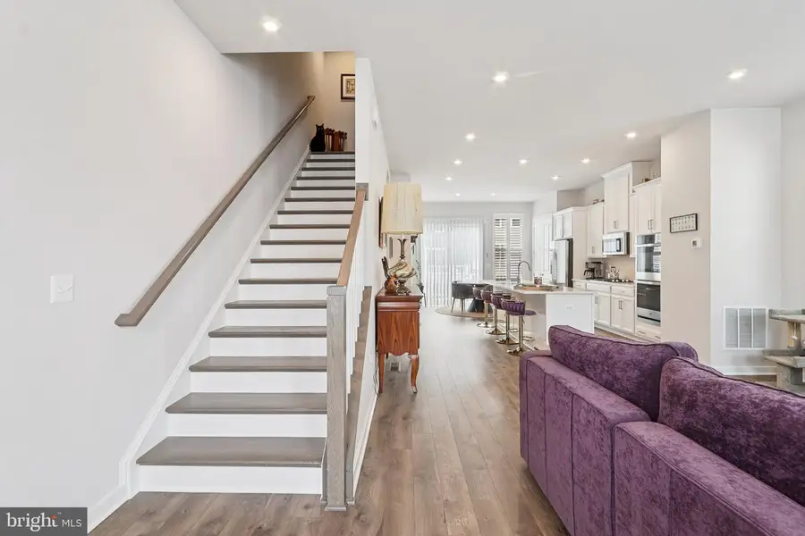 1733 Autumn Maple Leaf Dr, Dumfries, VA 22026 - #2