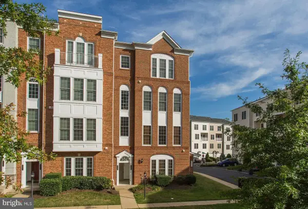 2102 Carthage Way, WOODBRIDGE, VA 22191