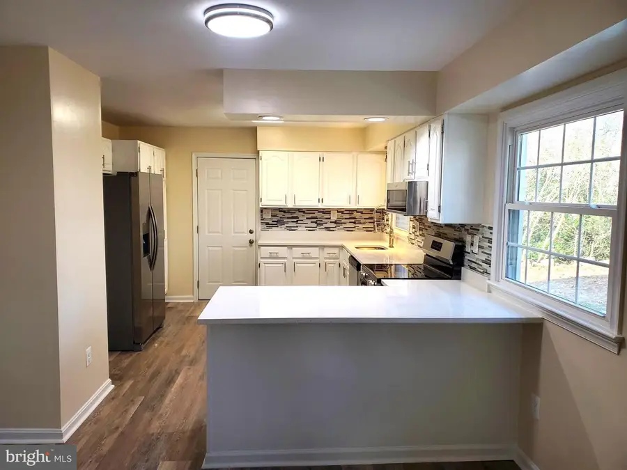 8016 Stillbrooke Rd, Manassas, VA 20112 - Image #2