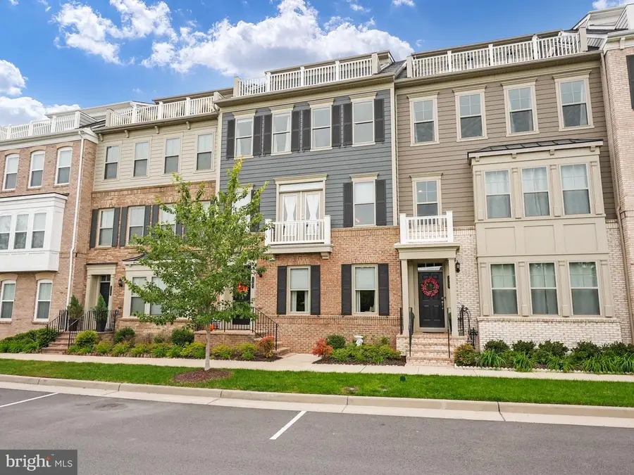 1707 Cottonwood Grove Rd, Dumfries, VA 22026 - Image #3