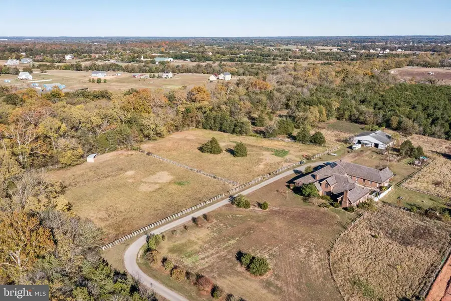 13025 Bison Farm Trl, Nokesville, VA 20181 - #2