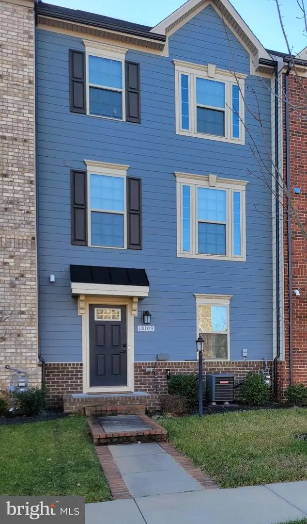 18109 Red Cedar Rd, Dumfries, VA 22026 - #1