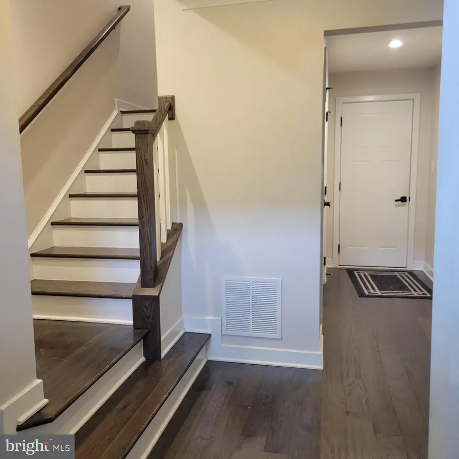 18109 Red Cedar Rd, Dumfries, VA 22026 - #3