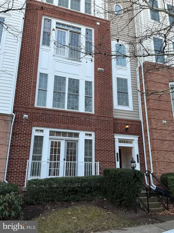 14762 Potomac Branch Dr, WOODBRIDGE, VA 22191