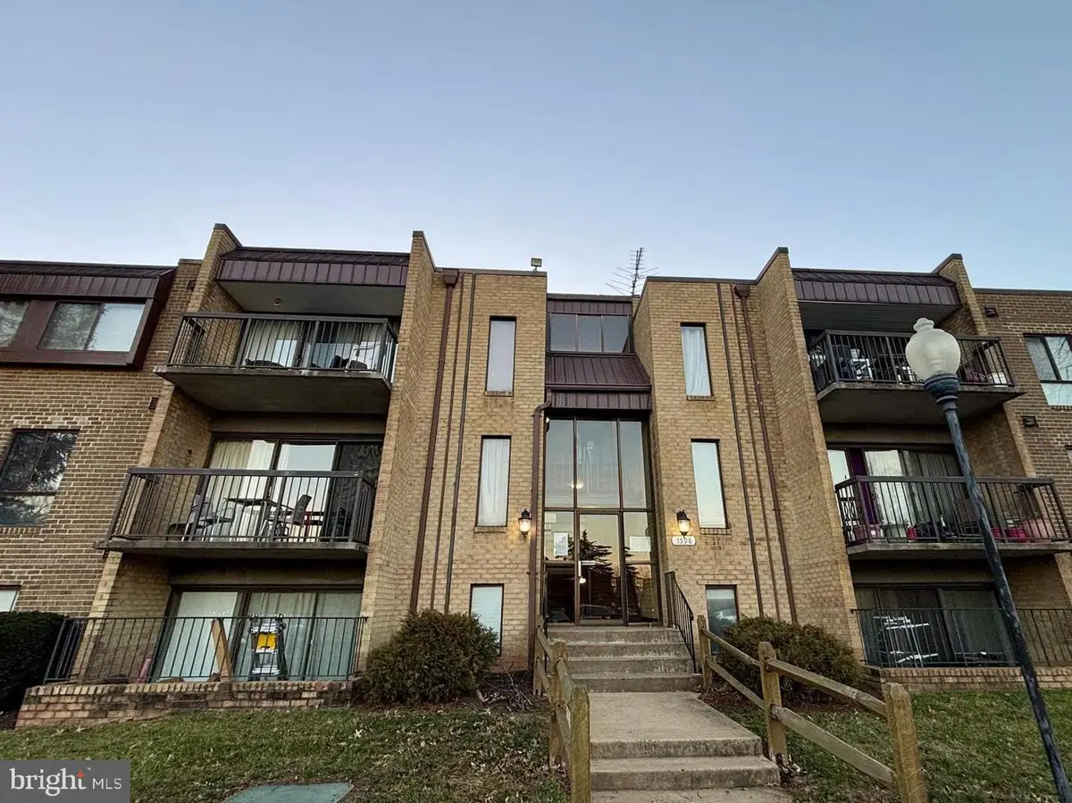 7598 Gales Ct #102, Manassas, VA 20109 - Image #1