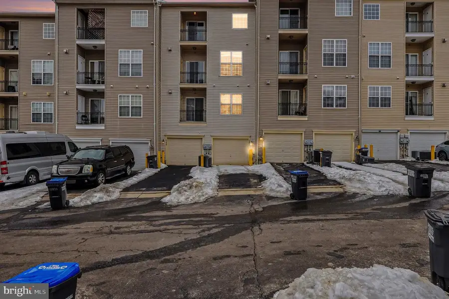 15831 John Diskin Cir, Woodbridge, VA 22191 - #3