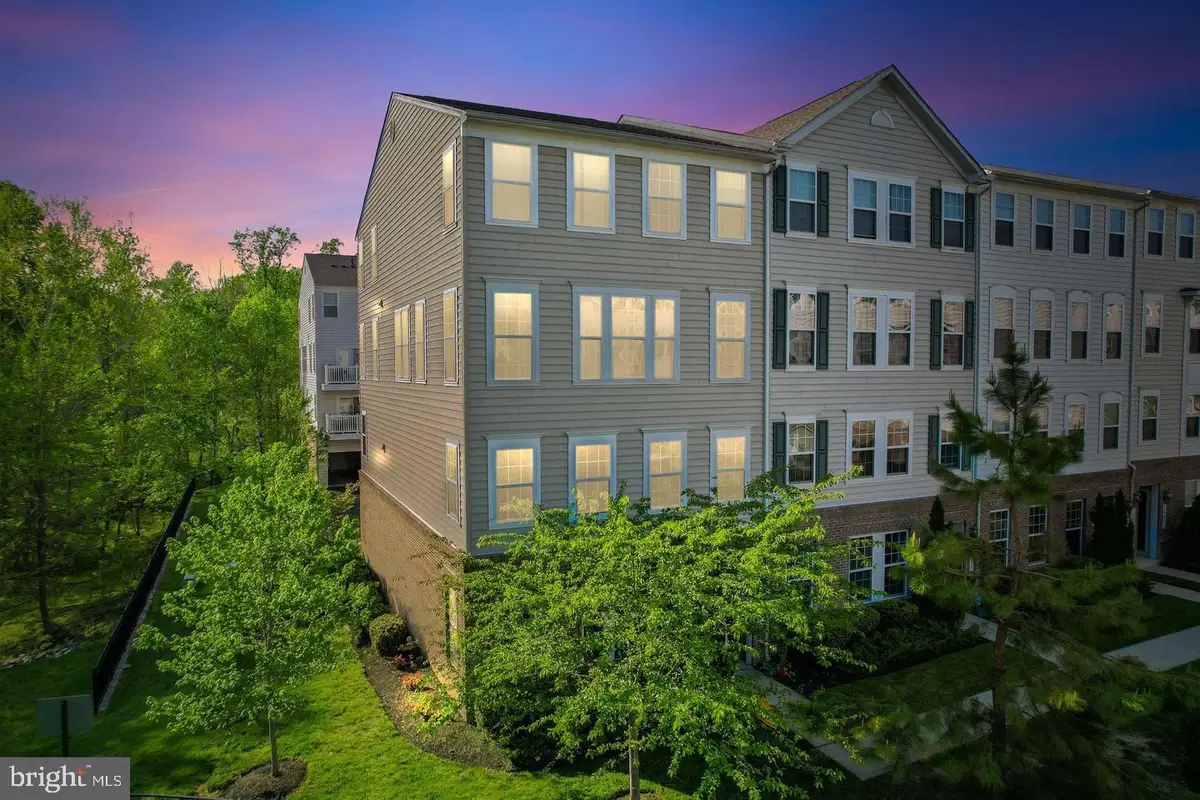 14810 Mason Creek Cir, Woodbridge, VA 22191 - Image #1