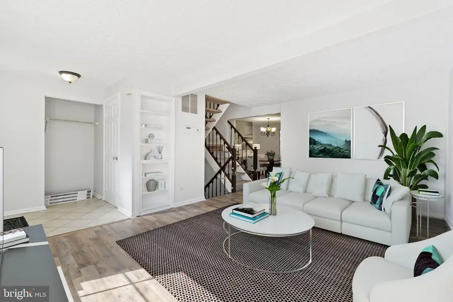 3618 Wharf Ln, Triangle, VA 22172 - Image #2