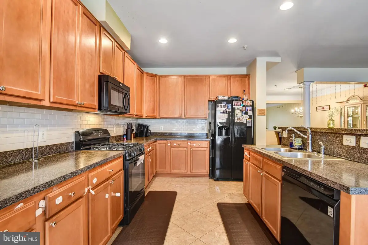 4112 Potomac Highlands Cir, Triangle, VA 22172 - #1