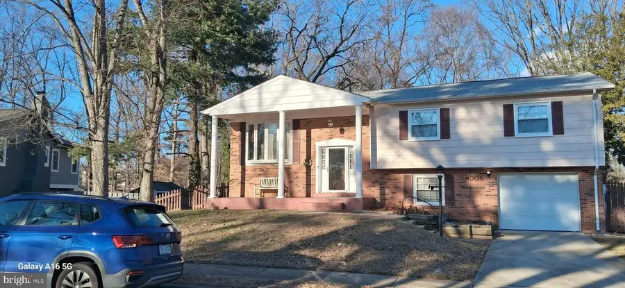 4306 Eldorado Dr, Woodbridge, VA 22193 - Image #2