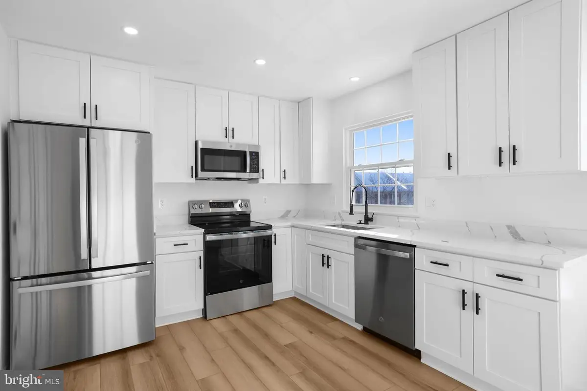 1742 Tiger Lily Cir, Woodbridge, VA 22192 - Image #1