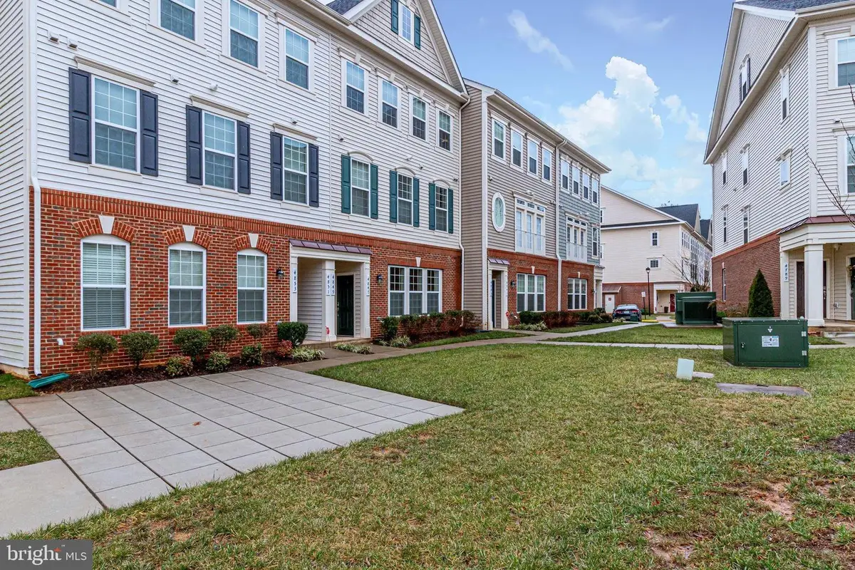 4847 Dane Ridge Cir #87, Woodbridge, VA 22193 - Image #1